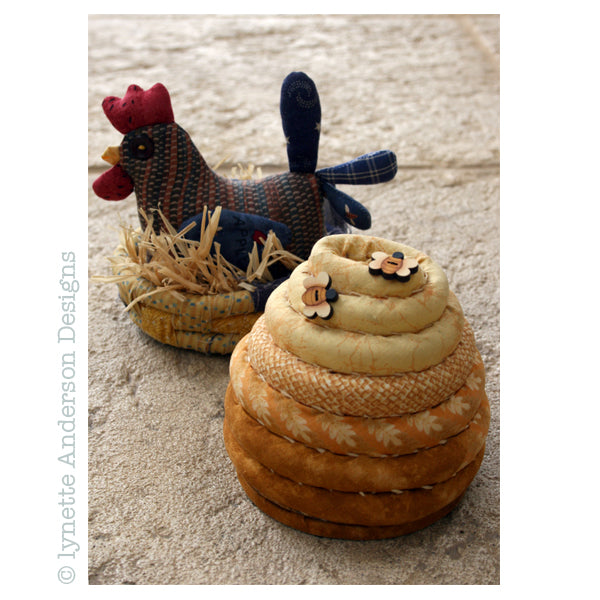 Country Pincushions by Lynette Anderson