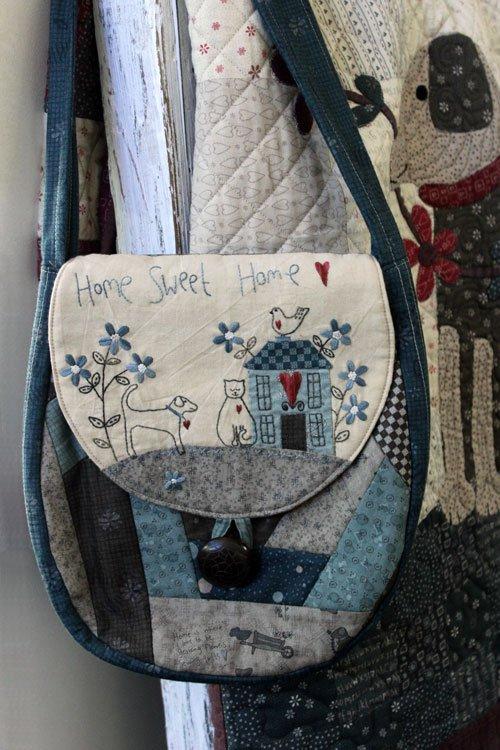 Robin Cottage Bag by Lynette Anderson